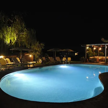 Skiathos Argento מלון דירות 4*