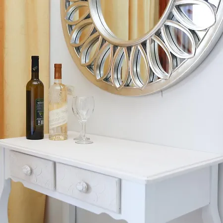 מלון דירות Skiathos Argento 4*